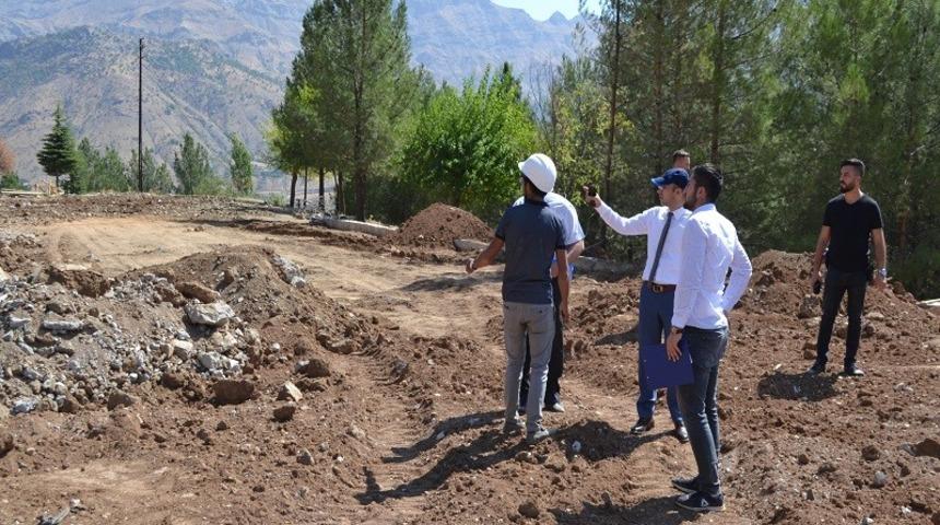 Sason’da futbol sahası yapım çalışmalarına başlandı