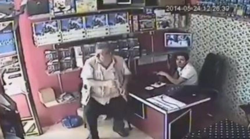 İstanbul'da meydana gelen deprem sosyal medyada gündem oldu!