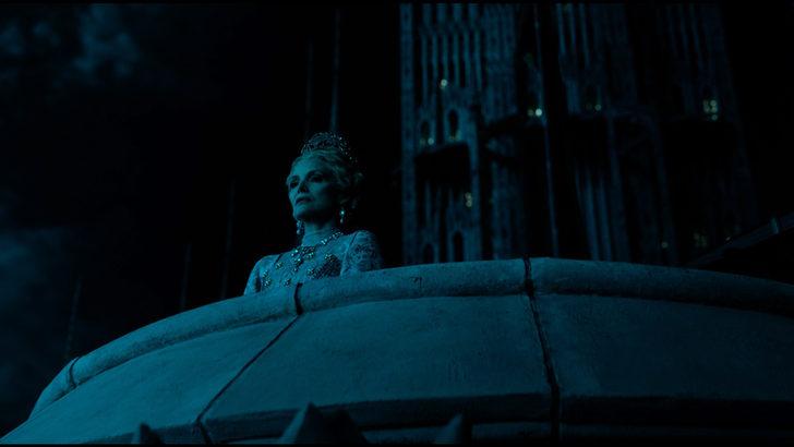 Malefiz: Kötülüğün Gücü filminden Angelina Jolie özel videosu yayınlandı G5