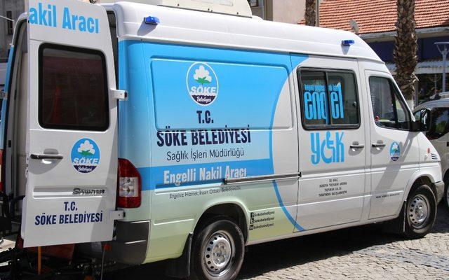 Söke’de engelli nakil aracı hizmete girdi