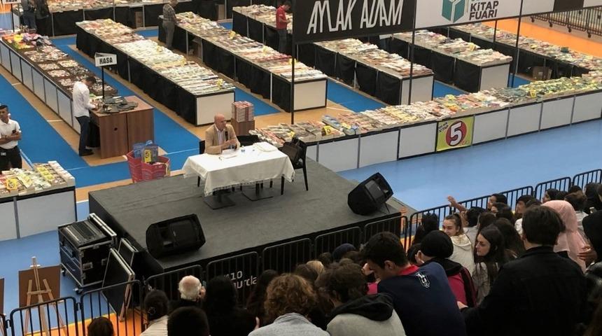 10 Burda AVM, Orhan Kemal m&uuml;zesi sergisi&rsquo;ne ev sahipliği yaptı