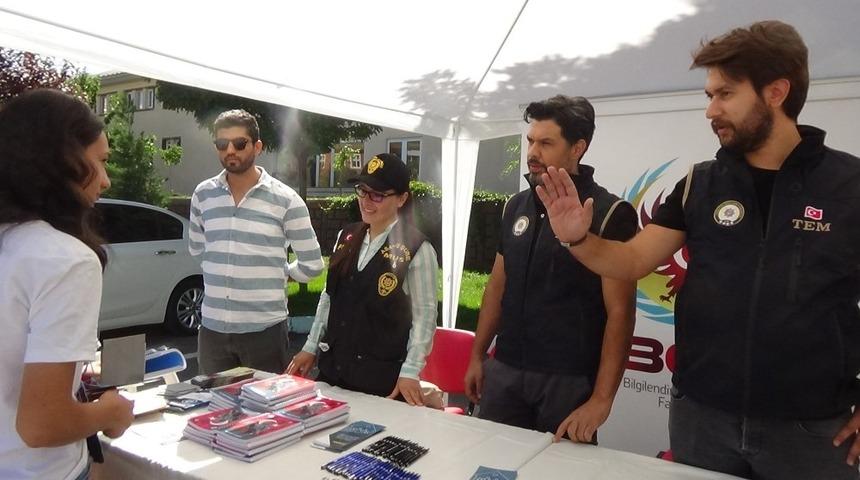 Muş polisinden üniversite öğrencilerine uyarı