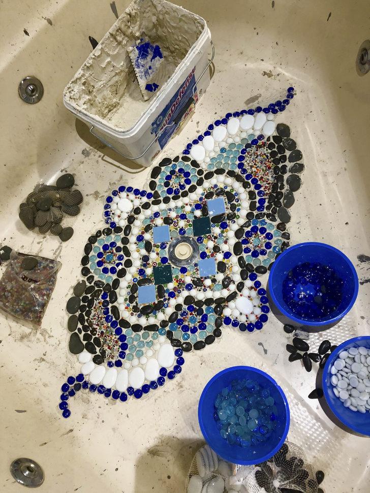 CATERS_MOSAIC_BATHROOM_TRANSFORMATION_12