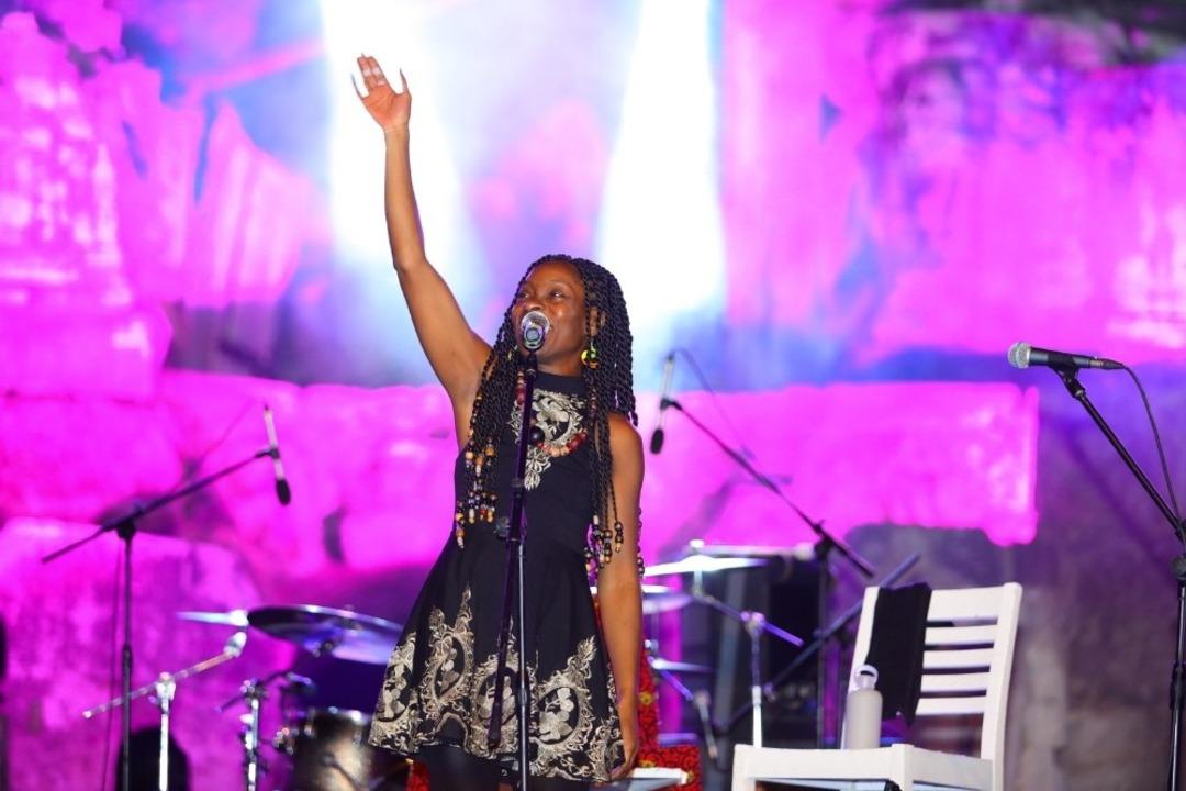 İyeoka Side Antik Tiyatroda konser verdi