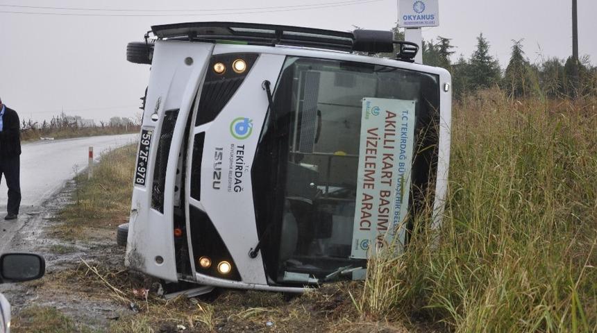 Tekirdağ&rsquo;da midib&uuml;s devrildi