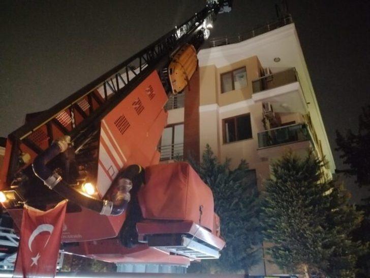 İstanbul'da lüks sitede korkutan yangın! G3