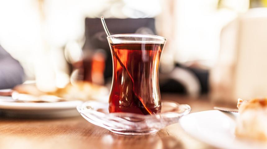 Fazla çay ve kahve tüketimi kabızlığı tetikliyor