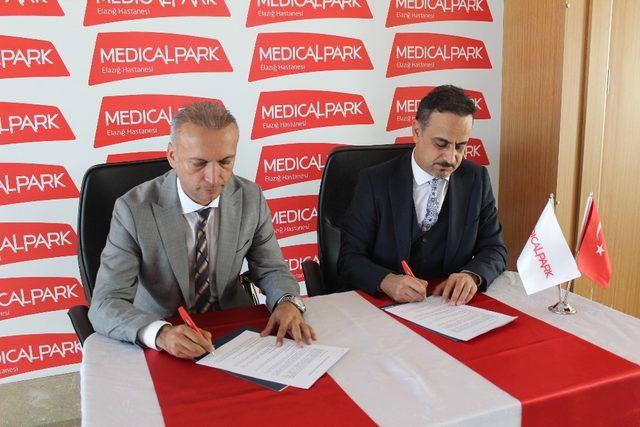 Medical Park ile Elazığ’ın Süper Lig ekibi arasında sağlık sponsorluğu anlaşması