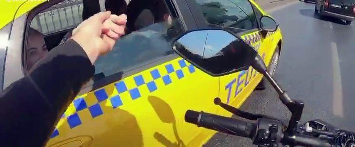 İstanbul'da motosiklet sürücüsü trafiği tehlikeye attı G3