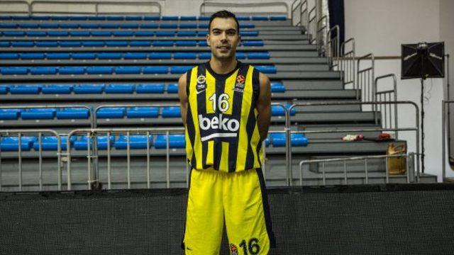 Kostas Sloukas: Tecrübemizi sahaya yansıtmamız gerekiyor