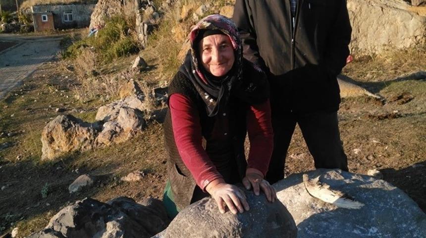 Tuzlarını taştan &ccedil;ıkartıyorlar