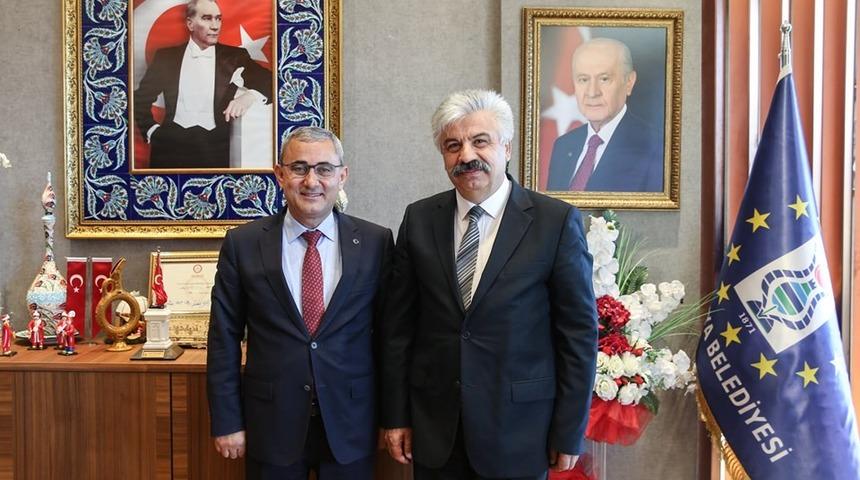 &Ccedil;evik&rsquo;ten Başkan Alim Işık&rsquo;a veda