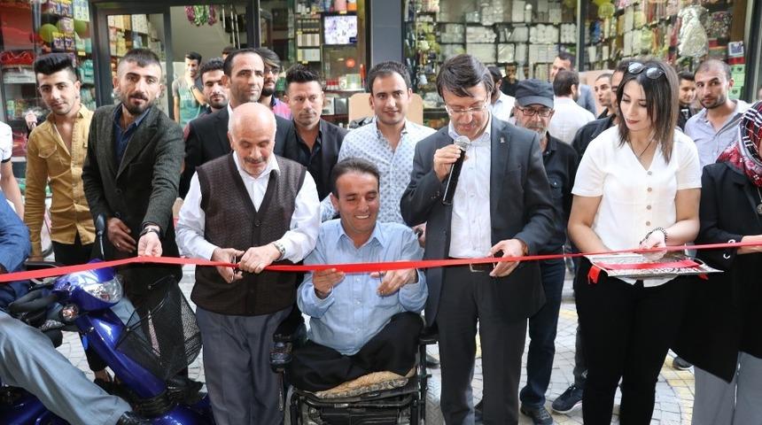 Engelli vatandaştan engellilere yönelik kafe