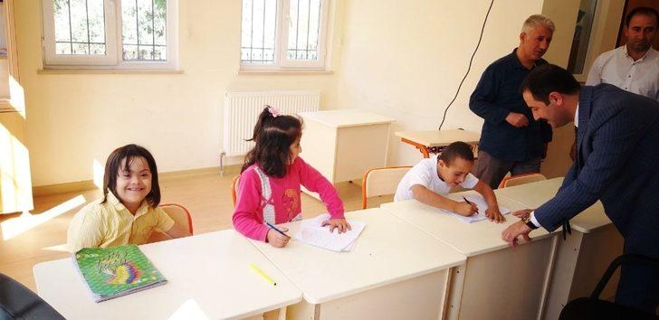 Başkan Geylani’den özel çocuklara ziyaret G2