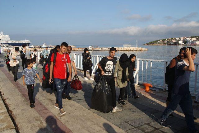 Çeşme’de 98 düzensiz göçmen yakalandı