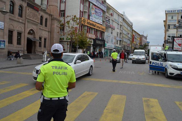 Sigara içen sürücülere para cezası