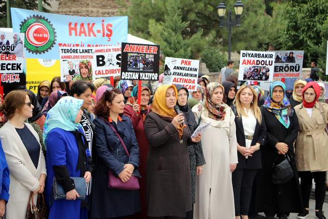 Diyarbakır'da nöbet tutan annelere Sivas ve Tokat'tan destek