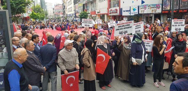 STK ve kadın temsilcilerinden, Diyarbakır’daki annelere destek