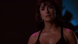  Demi Moore'un eski eşinden 'üçlü cinsel ilişki' iddialarına yanıt