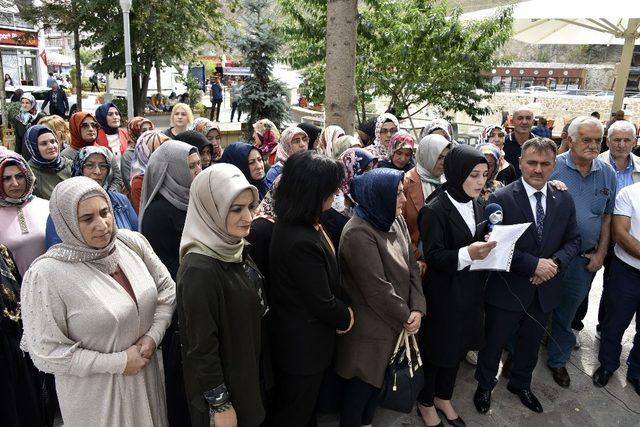 Gümüşhane’deki STK’lardan Diyarbakır’da HDP önünde evlat nöbeti tutan annelere destek