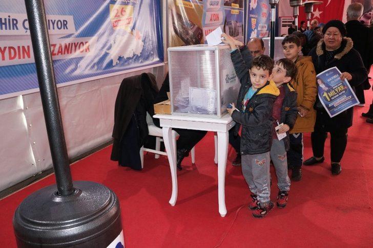 Büyükşehir ve Efeler Belediyesi Aydınlıların beklentilerini soruyor G2