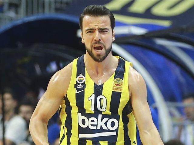 Melih Mahmutoğlu sezona kupayla başlamayı hedefliyor