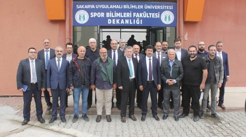 Rekt&ouml;r Sarıbıyık &uuml;niversitenin bir yılını değerlendirdi