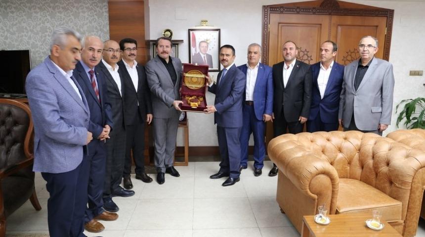 Memur Sen Genel Başkanı Yal&ccedil;ın, Vali Aktaş&rsquo;ı ziyaret etti