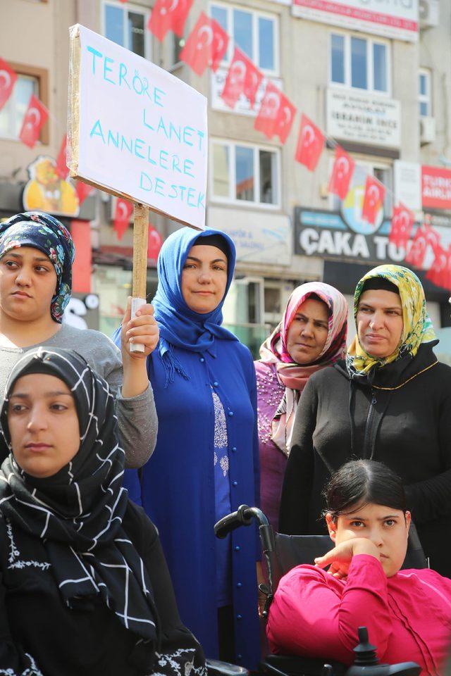 Manisalı kadınlardan Diyarbakır annelerine destek