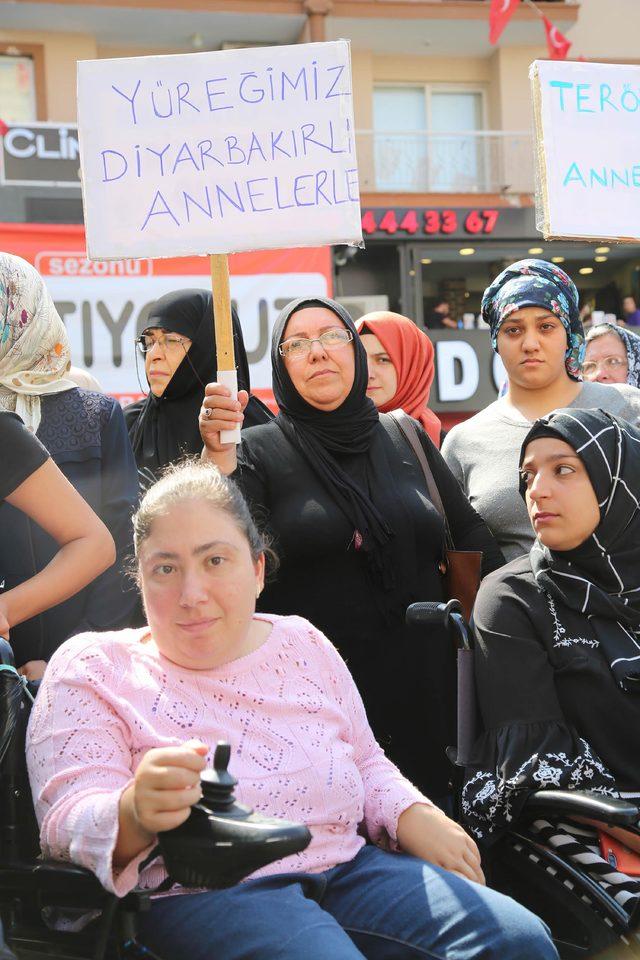 Manisalı kadınlardan Diyarbakır annelerine destek