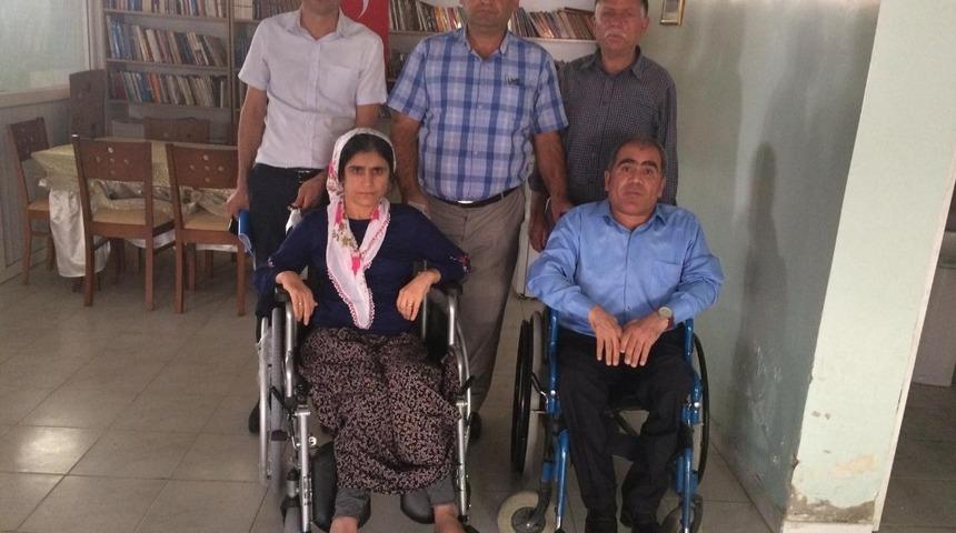 Besni’de "Devlet Millet El Ele" projesi sürüyor