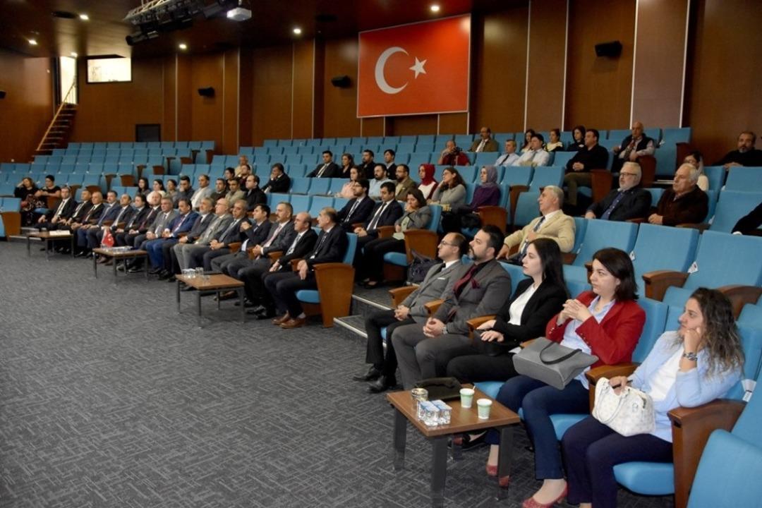 Kamu, &uuml;niversite ve sanayi; iş birliği i&ccedil;in toplandı