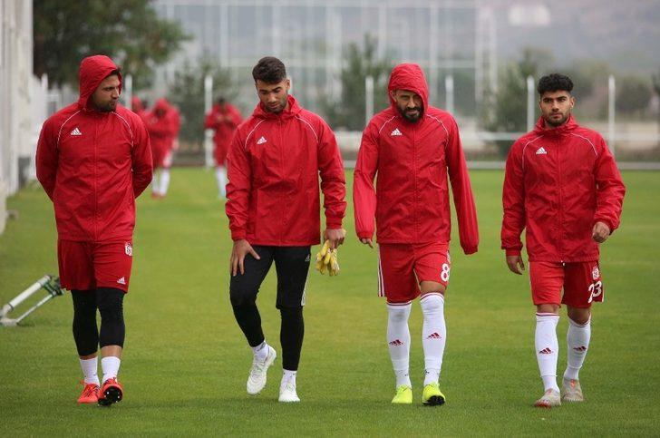 Fernando: “Alanyaspor maçı zor geçecek" G5