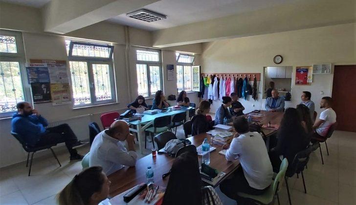 Başkan Başol okulları inceleyip eksikleri tespit etti G1