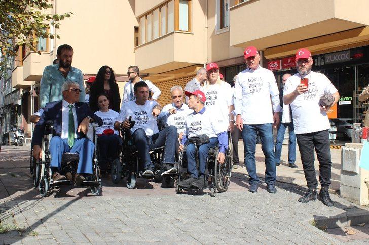 Başkan Akpolat tekerlekli sandalyeye binerek ’engelleri’ tespit etti G4
