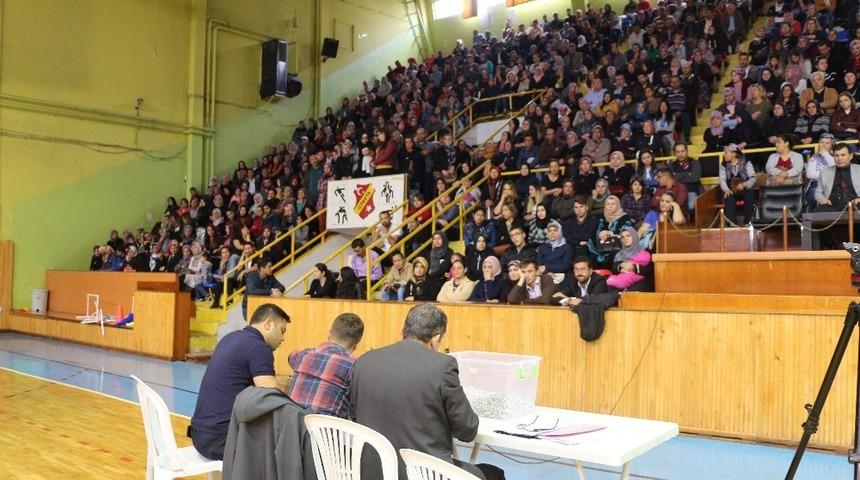 480 kişilik iş i&ccedil;in 6 bin 583 kişi başvurdu