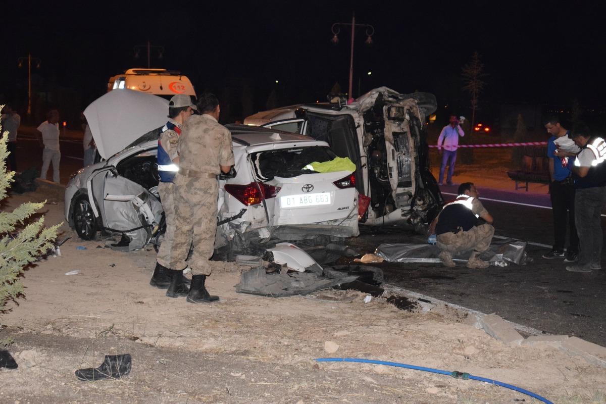 Malatya'da feci kaza! &Ouml;l&uuml; ve yaralılar var