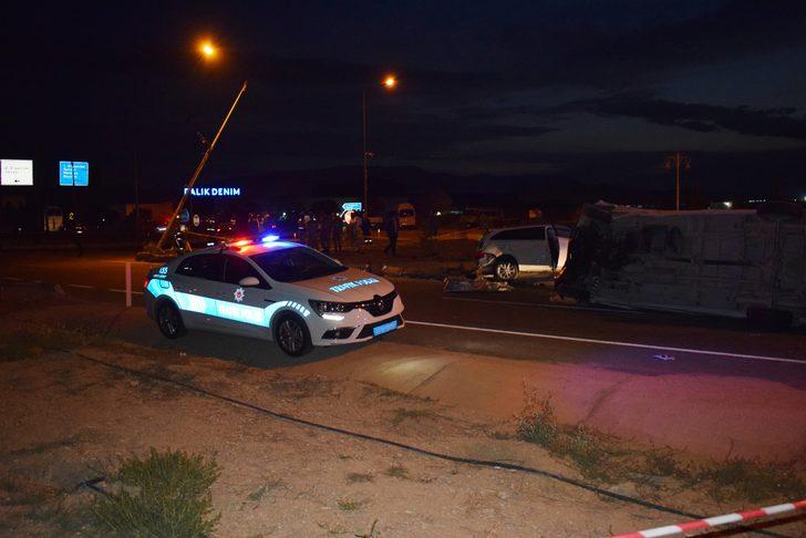 Malatya'da feci kaza! Ölü ve yaralılar var G4