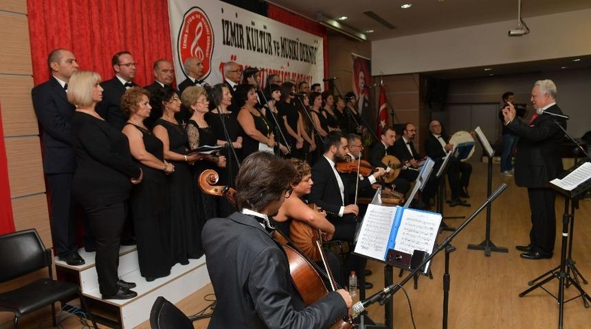 Zeki M&uuml;ren &Ccedil;iğli&rsquo;de eserleriyle anıldı