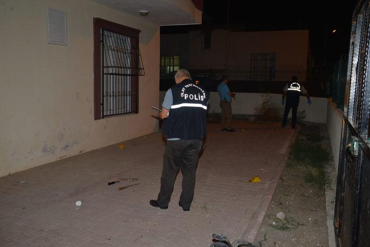 Adana'da gece yarısı silahlı ve sopalı kavga: 2 yaralı G1