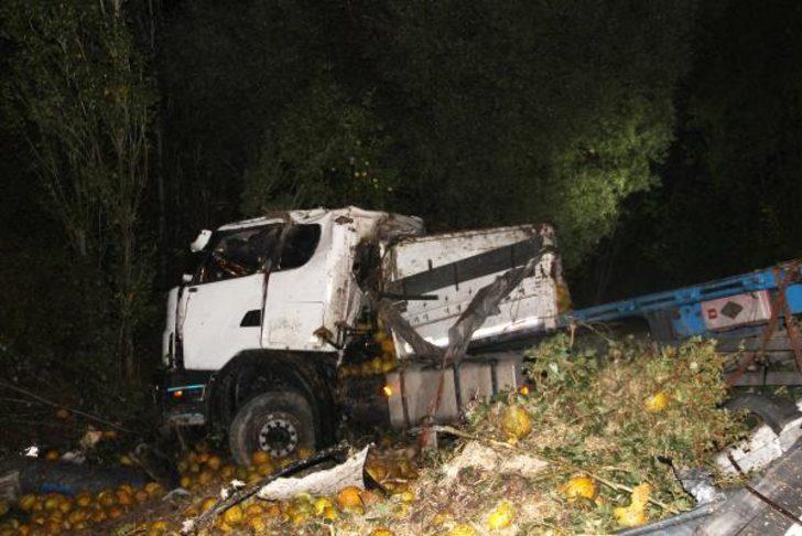 Konya'da feci kaza: 2 ölü, 3 yaralı G4