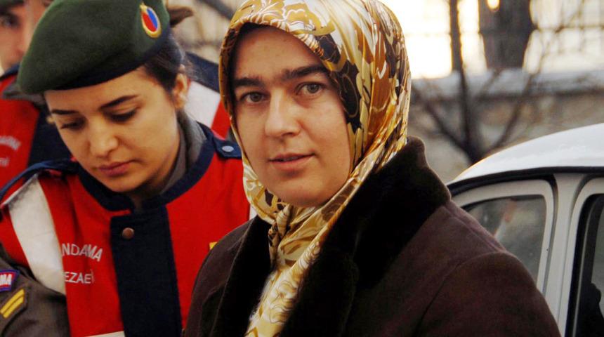 'Kesik baş' cinayeti h&uuml;k&uuml;ml&uuml;s&uuml; Nevin, kendini eğitime adadı