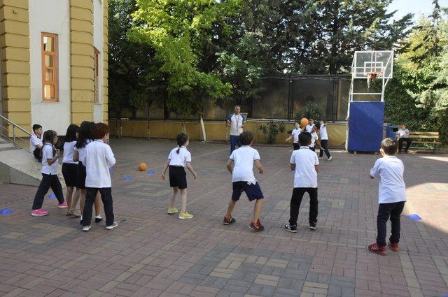 GKV Özel İlkokulu’nda ‘yakan top’ turnuva heyecanı