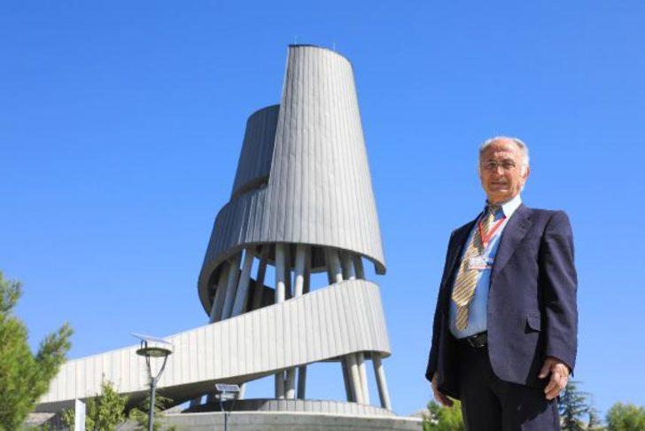 Süleyman Demirel'in anıt mezarı Isparta'da ziyarete açıldı! Anıtkabirden sonra en büyüğü G1