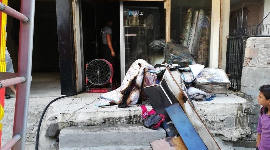 Hatay&rsquo;da iş yeri yangını