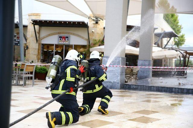 Aydın’ın ateş savaşçıları Türkiye’de yangınlara müdahalede en hızlı ikinci ekip oldu