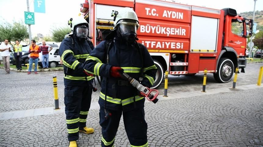 Aydın&rsquo;ın ateş savaş&ccedil;ıları T&uuml;rkiye&rsquo;de yangınlara m&uuml;dahalede en hızlı ikinci ekip oldu