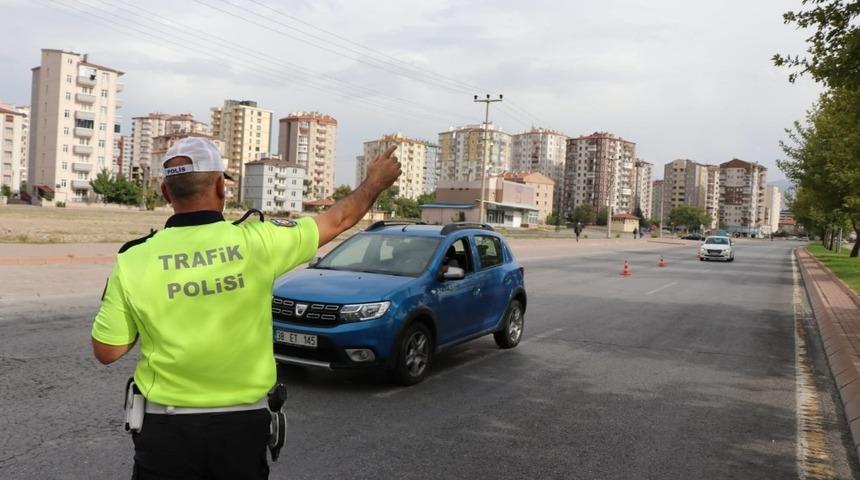 Kayseri&rsquo;de &lsquo;Dumansız Ara&ccedil;&rsquo; denetimleri başladı