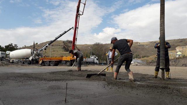 Kars Vadisi Projesinde ilk beton atıldı