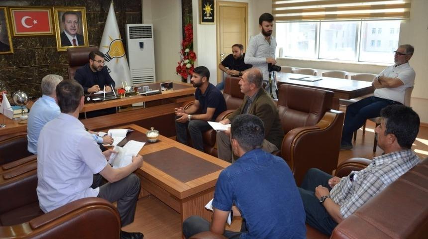 AK Parti Batman il başkanlığından halk g&uuml;n&uuml; uygulaması